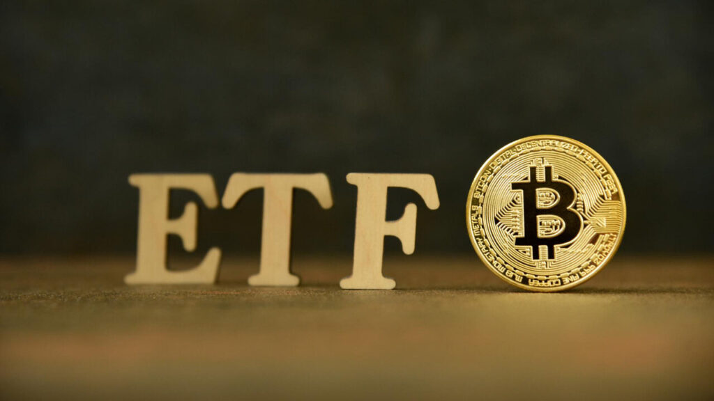 ETF-y związane z Bitcoinem mogą zostać odrzucone, jeśli SEC potrzebuje „więcej czasu” – Analiza